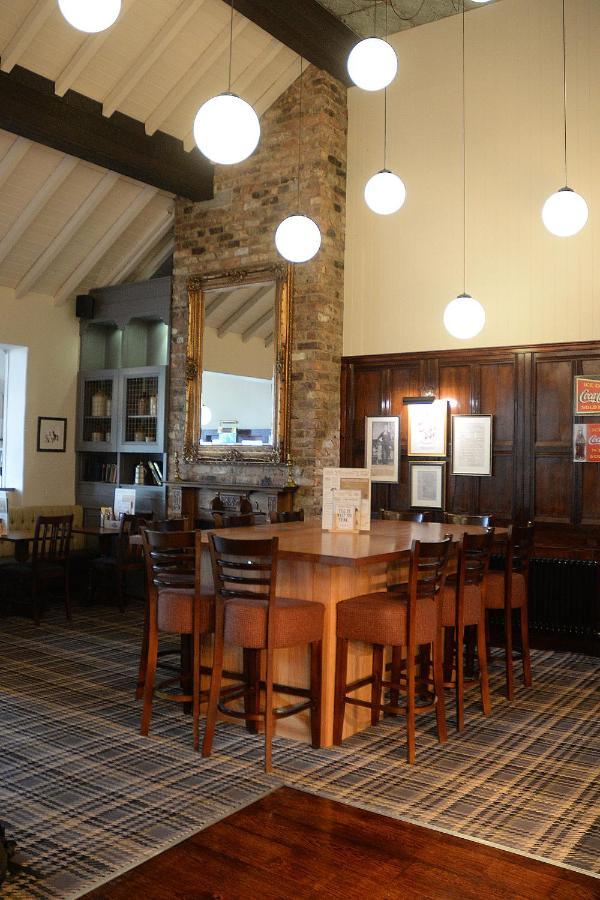 Boat & Horses Inn Oldham Exterior foto